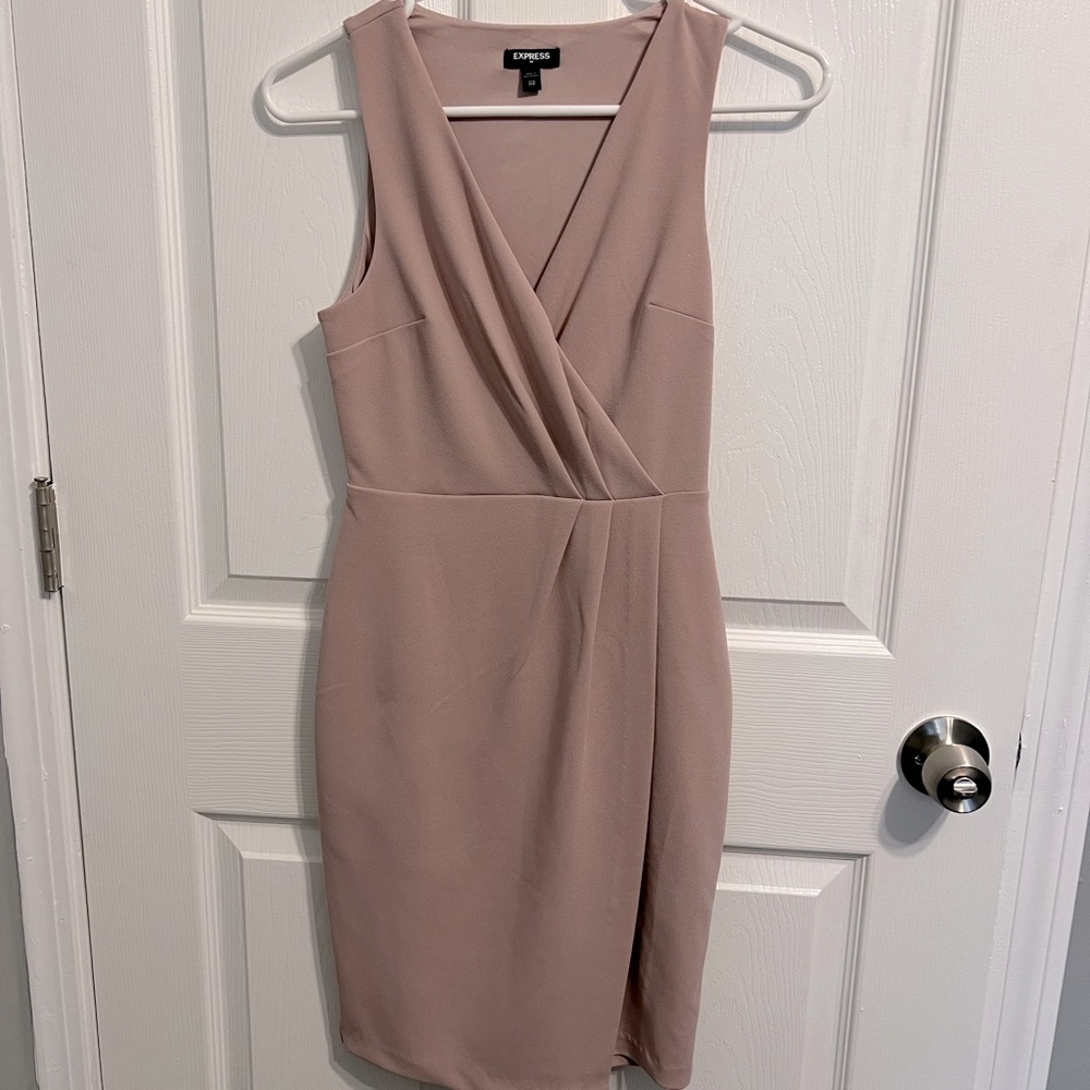 Mauve sheath Express dress, new XXS